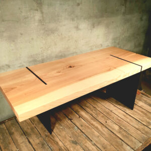 Isostasie - Cochtisch_Beistelltisch_design_massiv_holz_stahl.02